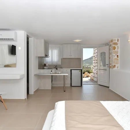 Irini's House With Jacuzzi Casa vacanze *