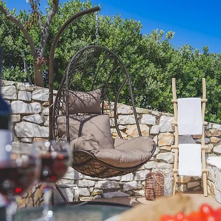 Casa vacanze Irini's House With Jacuzzi *