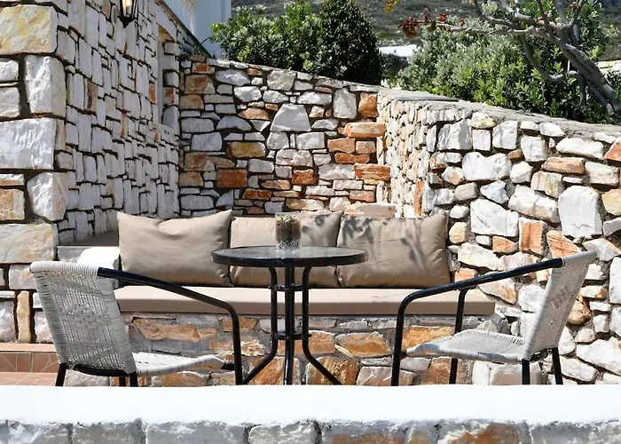 Irini's House With Jacuzzi