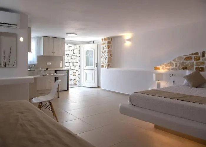 Semesterbostad Irini's House With Jacuzzi *