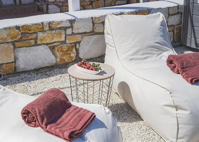 Semesterbostad Irini's House With Jacuzzi Dhragoulas